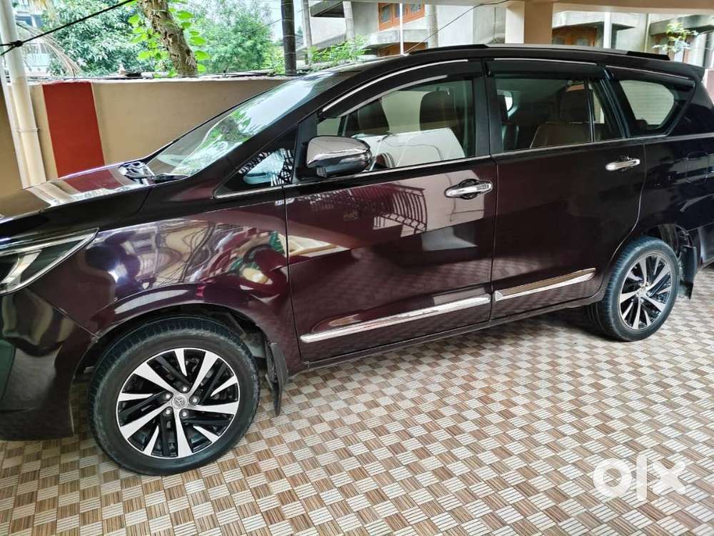 Toyota Innova Crysta 2022 Diesel 60000 Km Driven