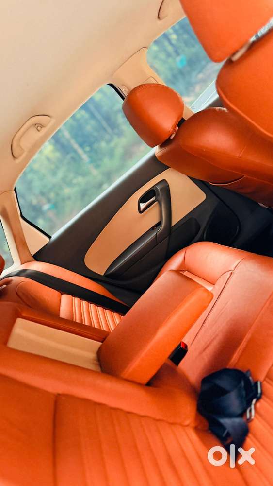 Volkswagen Vento 1.2 Tsi Highline Plus At, 2014, Petrol