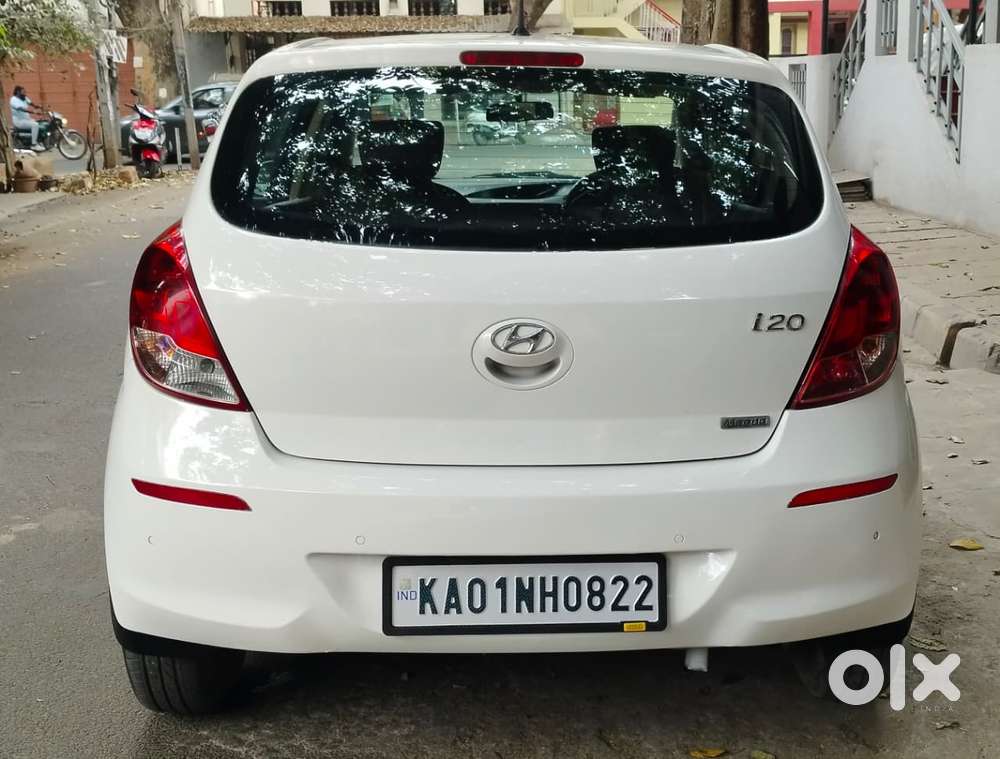 Hyundai I20 Petrol Cvt Magna Executive, 2013, Petrol