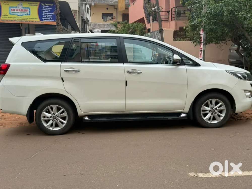 Toyota Innova Crysta 2.4 2018
