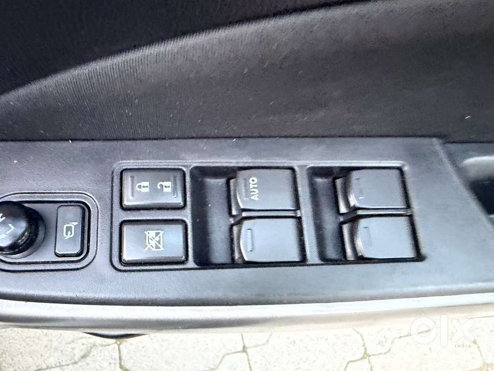 Maruti Suzuki Swift Zxi, 2021, Petrol