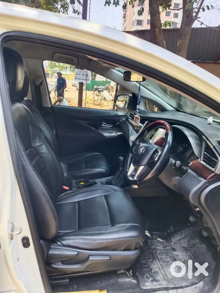 Toyota Innova Crysta 2.4 V 7 Str, 2018, Diesel