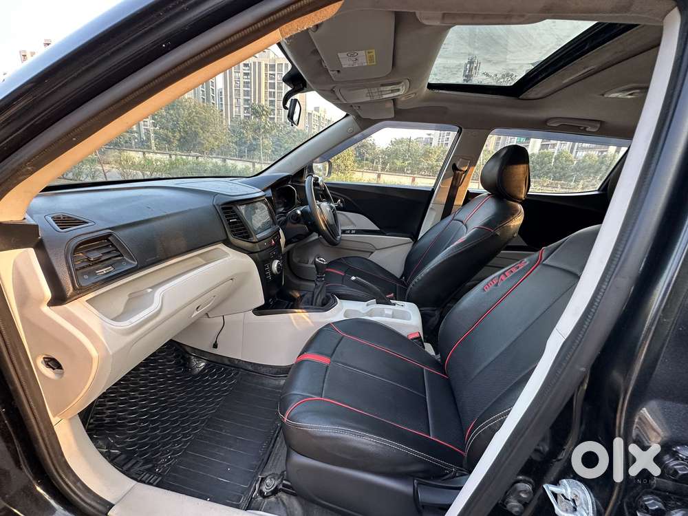 Mahindra Xuv300 W4, 2023, Petrol