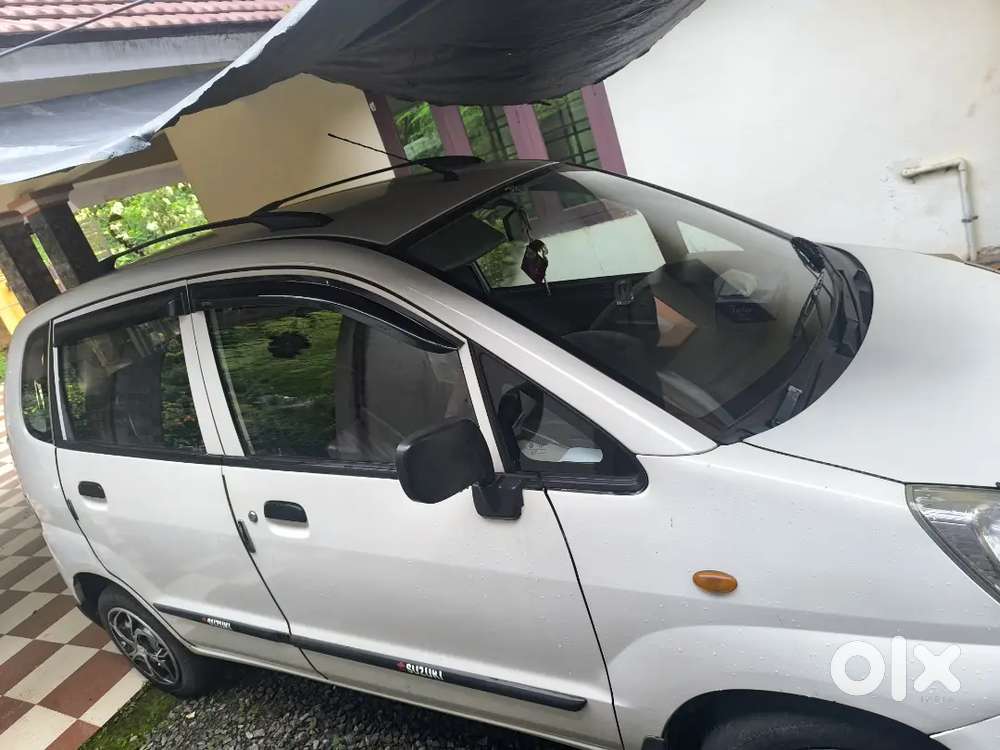 Well-maintained Maruti Suzuki Zen Estilo 2011 For Sale!
