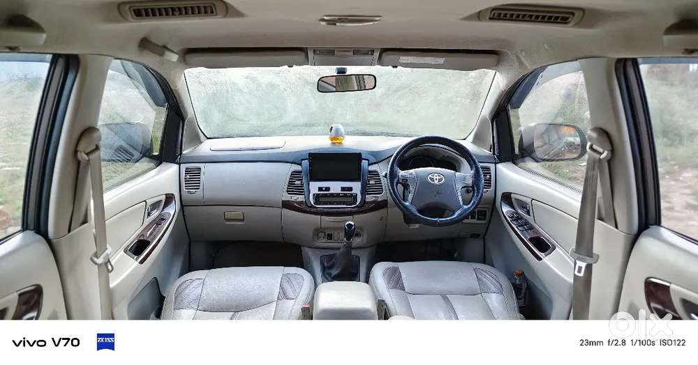 Toyota Innova 2013 Diesel 248555 Km Driven