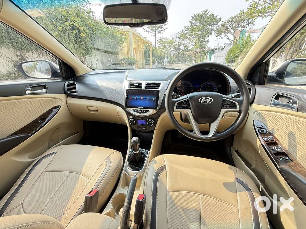 Hyundai Verna Fluidic 1.6 Vtvt Sx, 2014, Petrol
