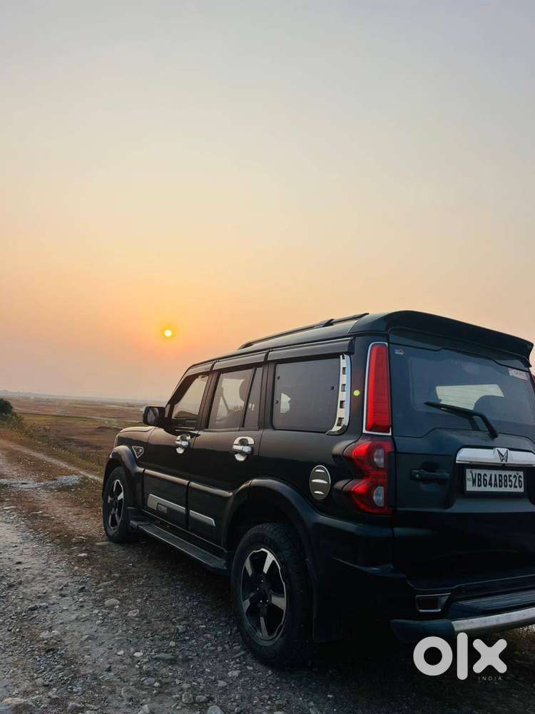 Mahindra Scorpio Classic 2023 Diesel Well Maintained