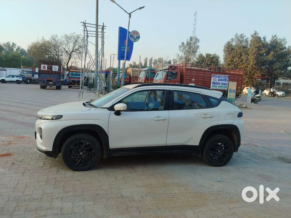 Maruti Suzuki Fronx 2023 Petrol Well Maintained