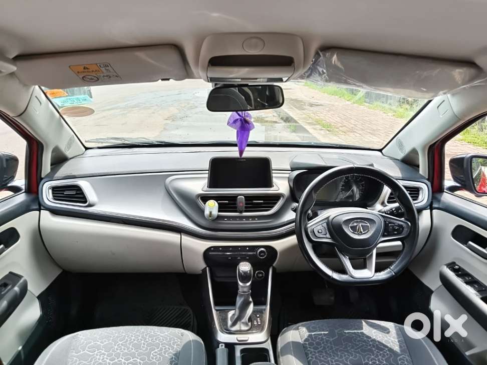 Tata Altroz Xza Petrol, 2023, Petrol
