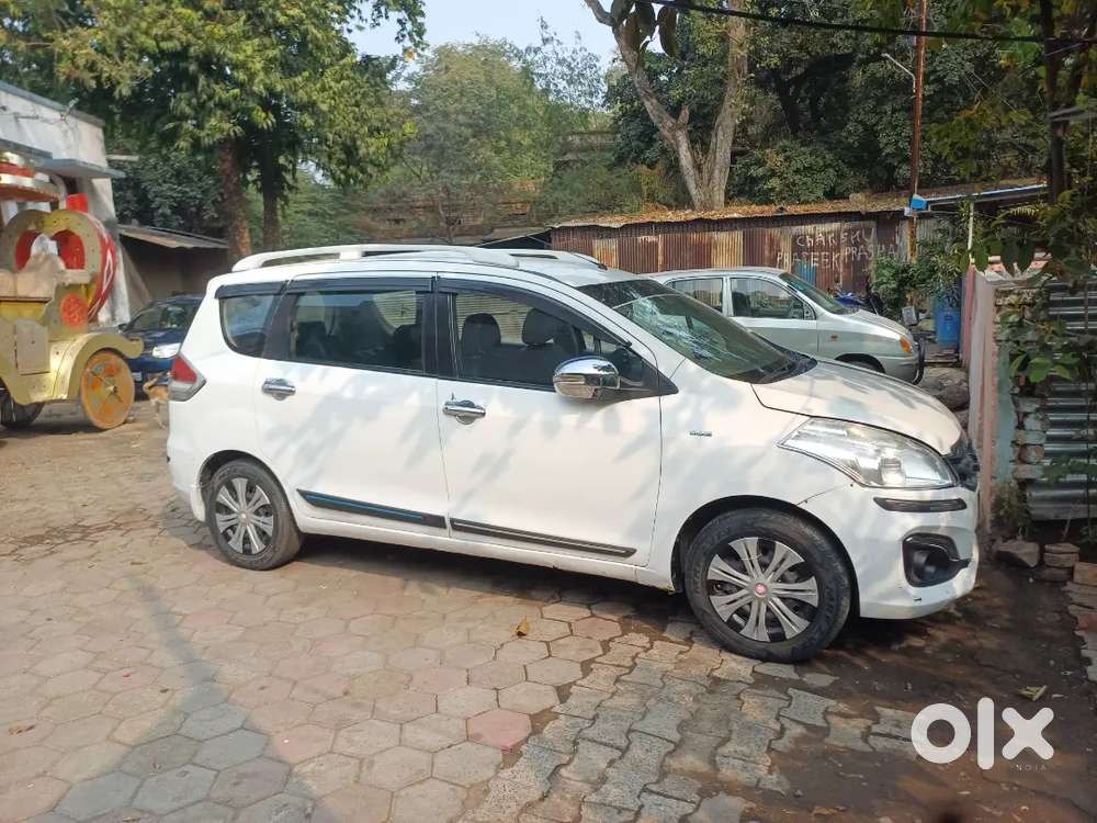 Maruti Suzuki Ertiga 2014 Diesel 90000 Km Driven