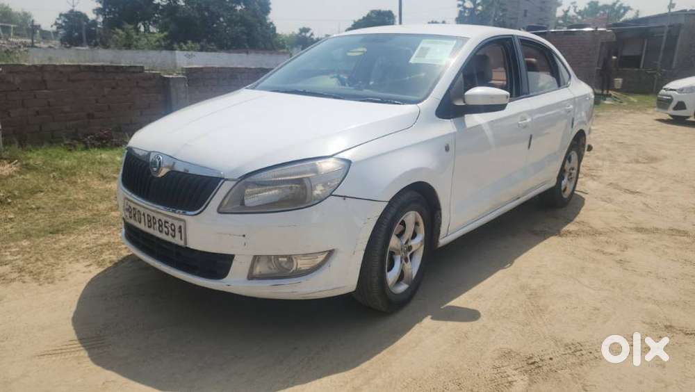 Skoda Rapid 1.5 Tdi Manual Active  Ambition Style, 2013, Petrol