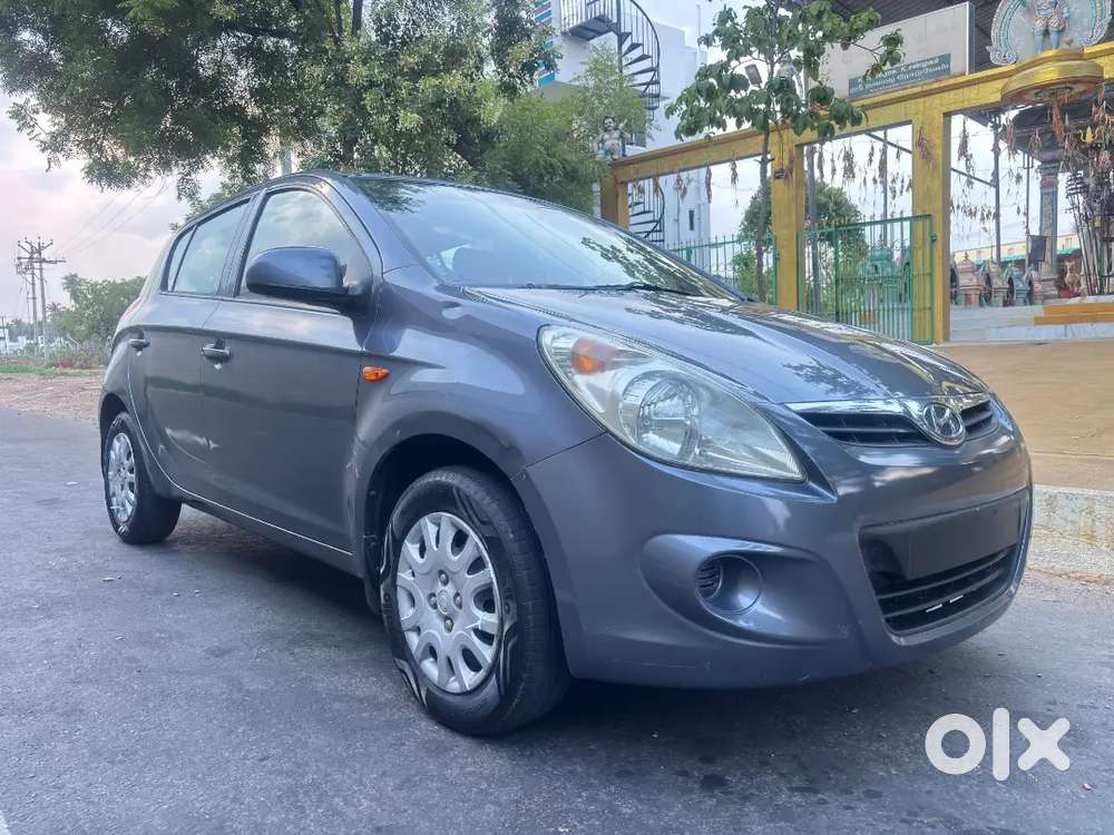 Hyundai I20 Magna Petrol 2011