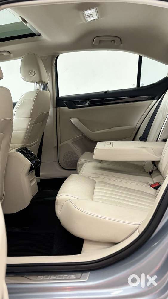 Skoda Superb 2.0 Tsi At L&k, 2021, Petrol