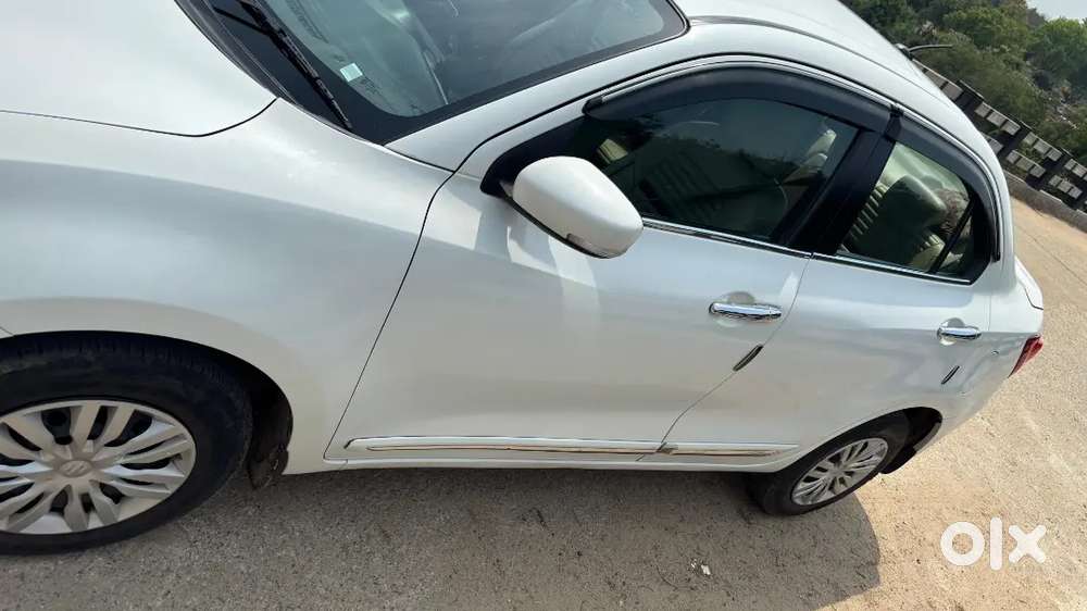 Maruti Suzuki Swift Dzire 2023 Petrol 57000 Km Driven