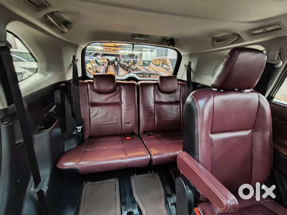Toyota Innova Hycross 2.0 Vx (o) Hybrid 7 Str, 2024, Petrol