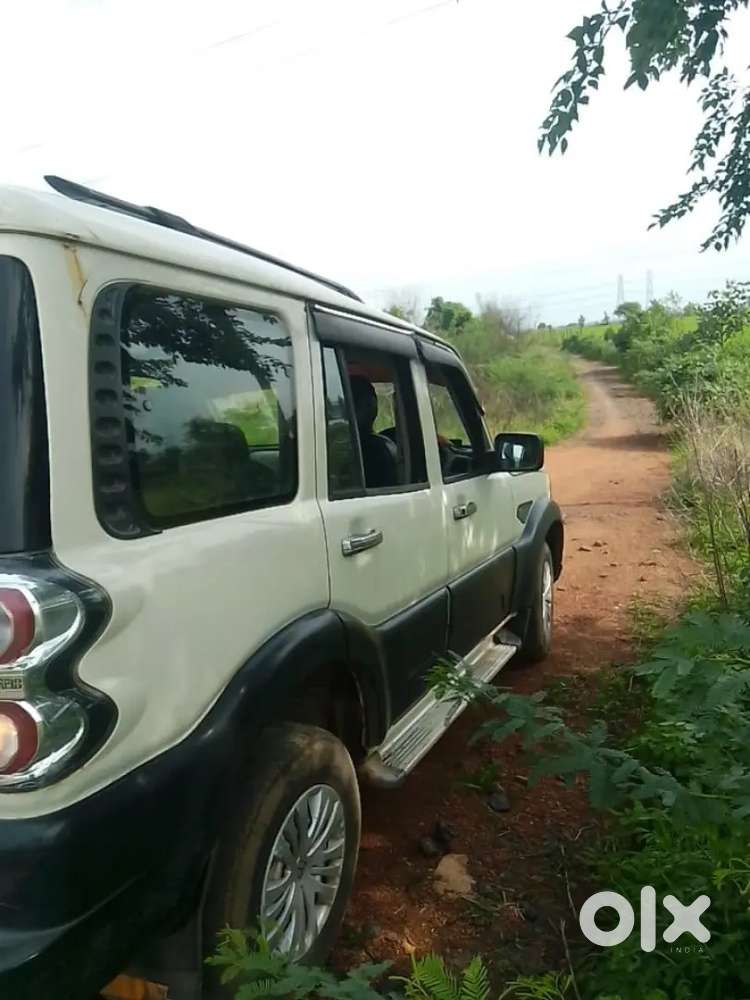 Mahindra Scorpio Diesel S2 2017