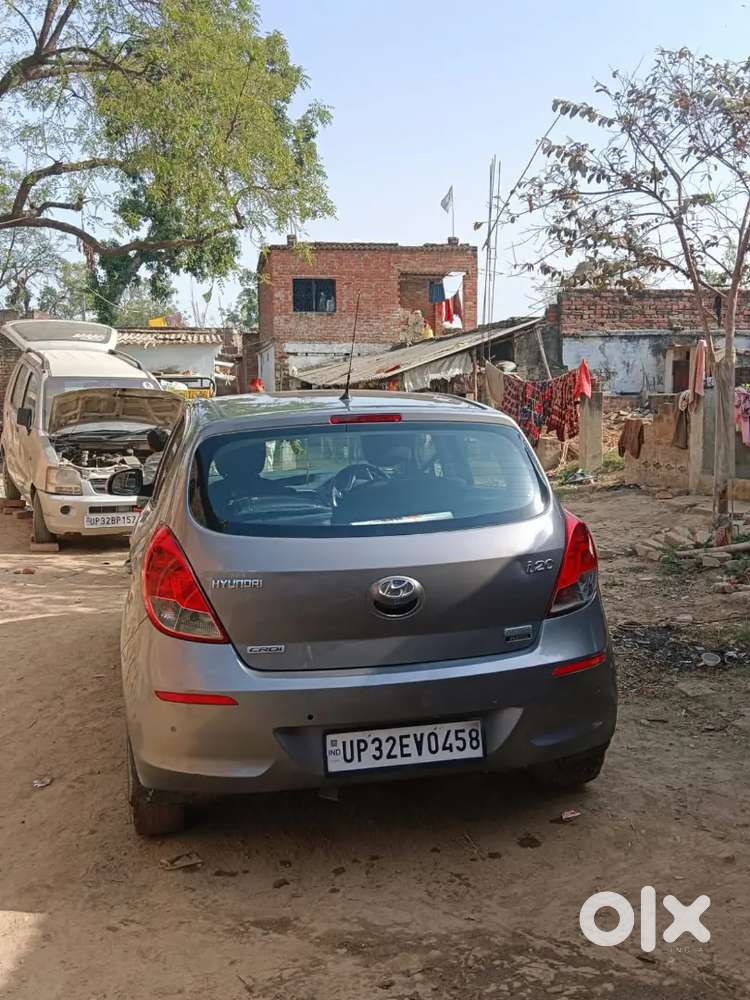 Hyundai I20 2013 Diesel 940000 Km Driven