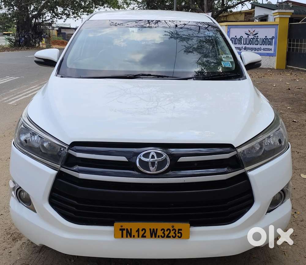 Toyota Innova Crysta 2.4 Gx Mt 8s, 2017, Diesel