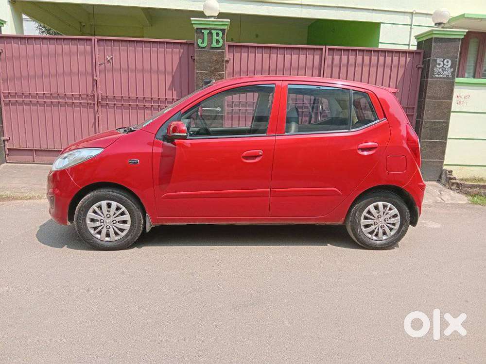 Hyundai I10 Sportz At, 2013, Petrol