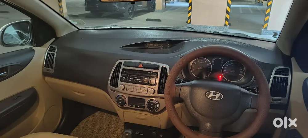 Hyundai I20 Magna Petrol 2012