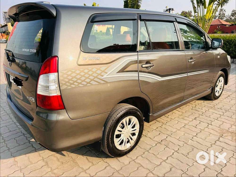 Toyota Innova 2.5 G (diesel) 8 Seater, 2012, Diesel