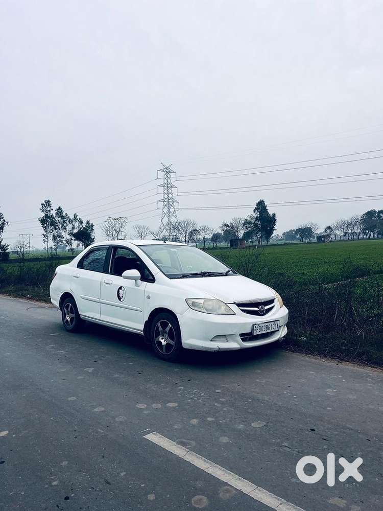 Honda City Zx 2006 Cng & Hybrids Well Maintained