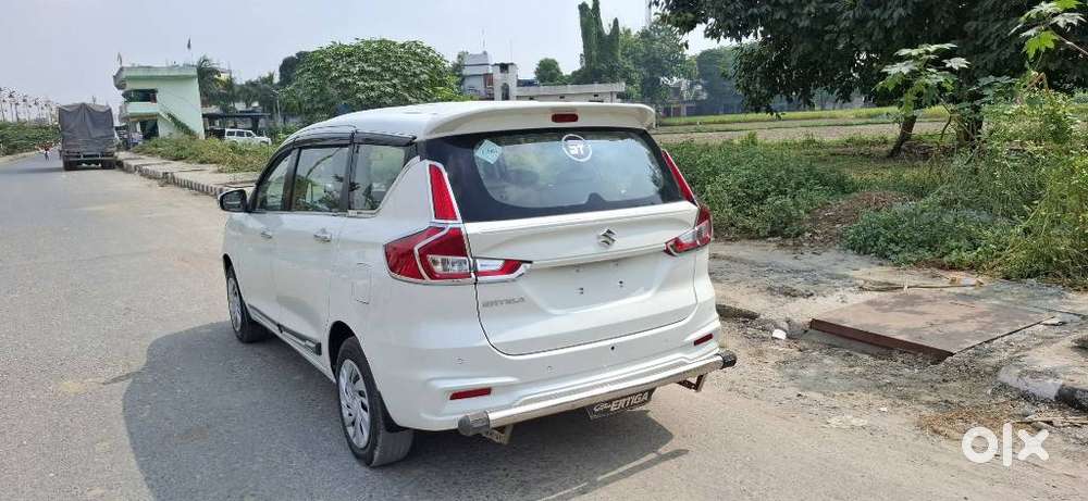 Maruti Suzuki Ertiga 1.4 Vxi Cng Anniversary Edition, 2024, Cng & Hy..