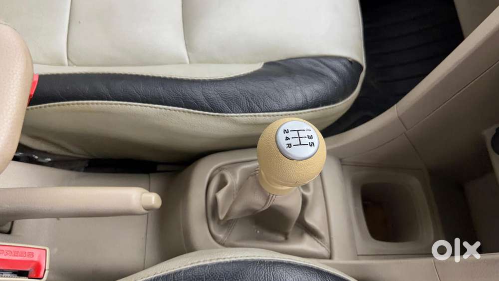 Maruti Suzuki Swift Dzire 1.2 Lxi (o), 2016, Petrol