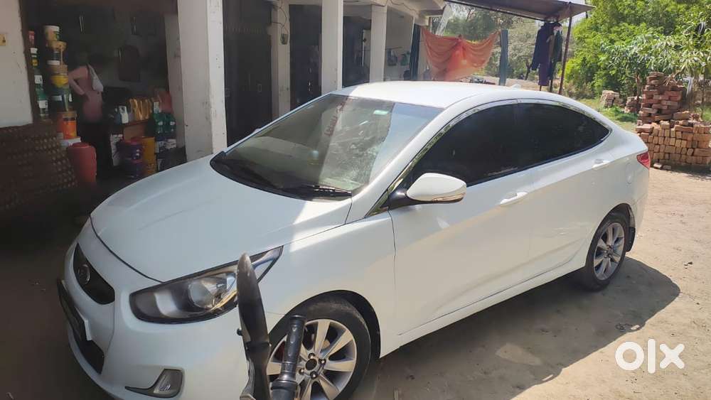 Hyundai Venue, 2013, Diesel