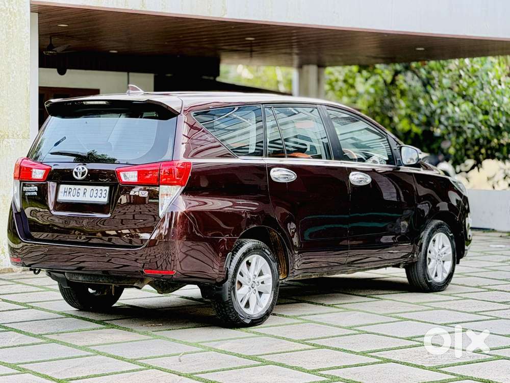 Toyota Innova Crysta 2.4 Vx Mt, 2017, Diesel