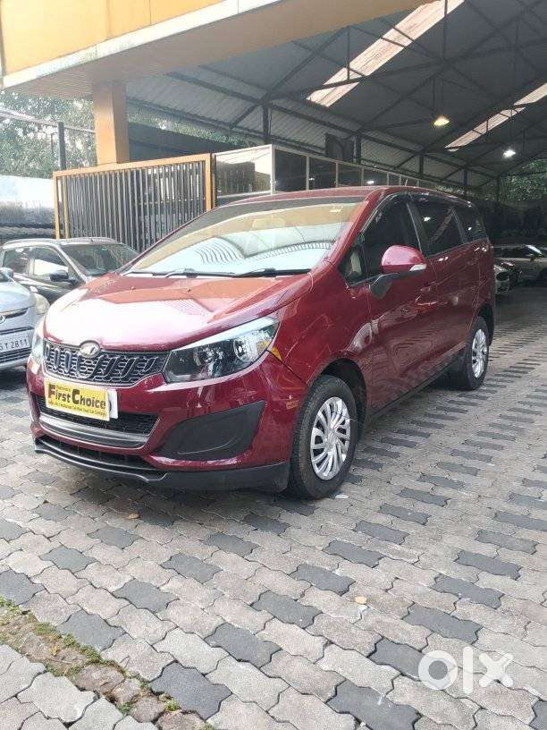 Mahindra Marazzo M4, 2019, Diesel