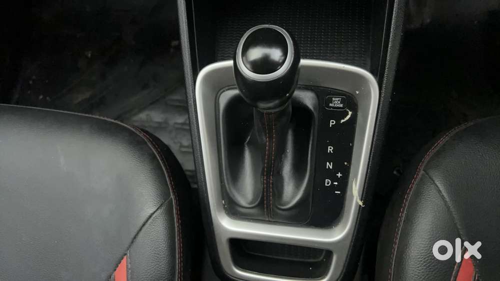 Hyundai Venue 1.0 Sx (o) Turbo Dct, 2021, Petrol