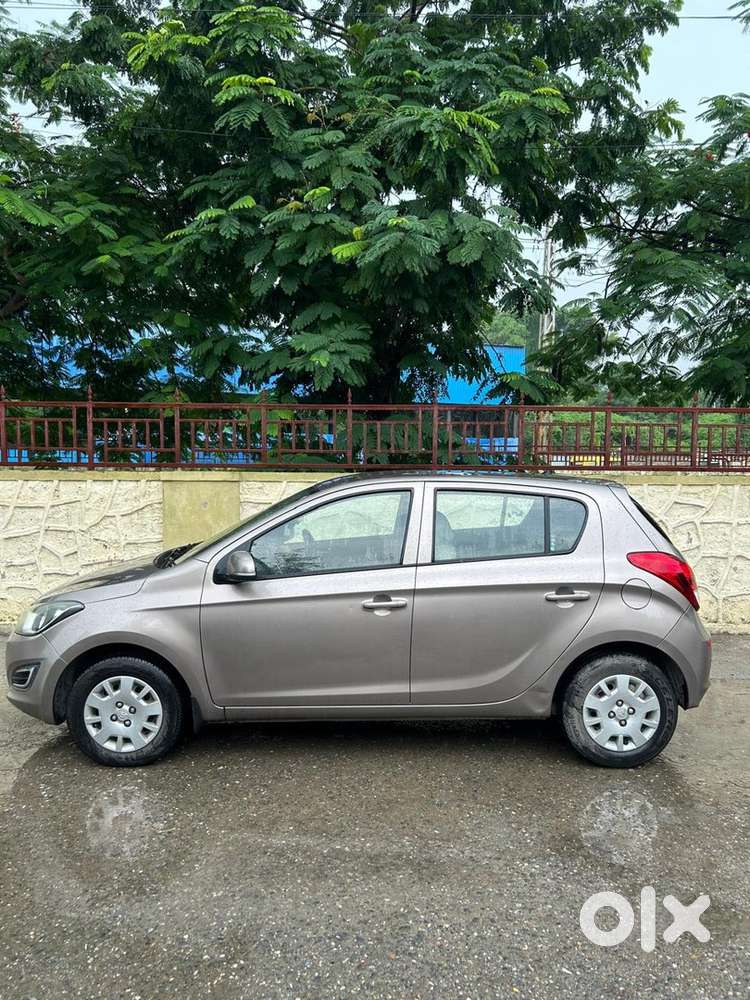 Hyundai I20 Magna Petrol 2013