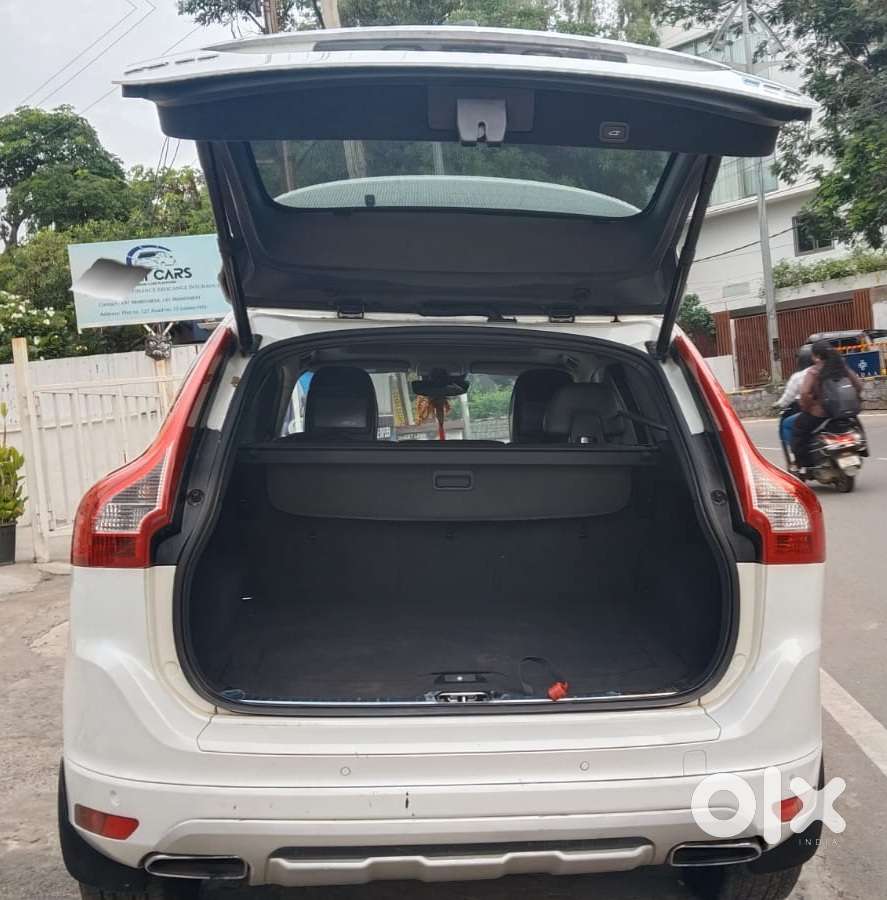 Volvo Xc60 D5 Awd Automatic, 2017, Diesel