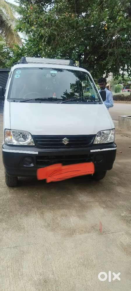 Maruti Suzuki Eeco 2022 Variant Smiles