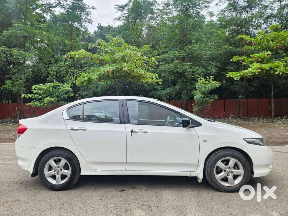 Honda City 1.5 V Mt, 2011, Cng & Hybrids
