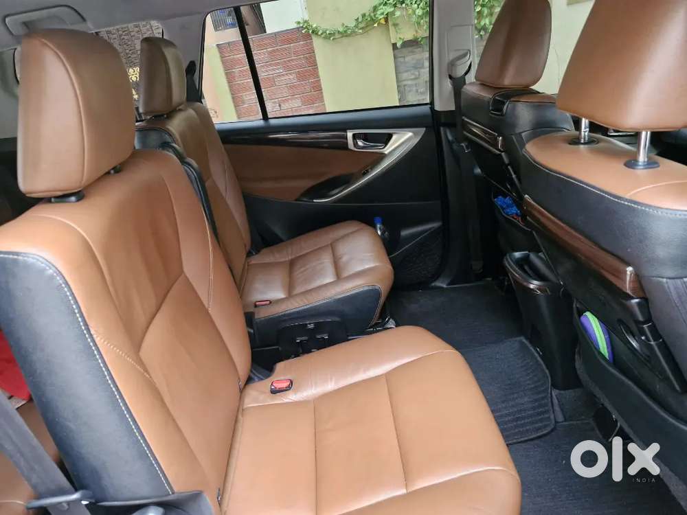 Toyota Innova Crysta 2016