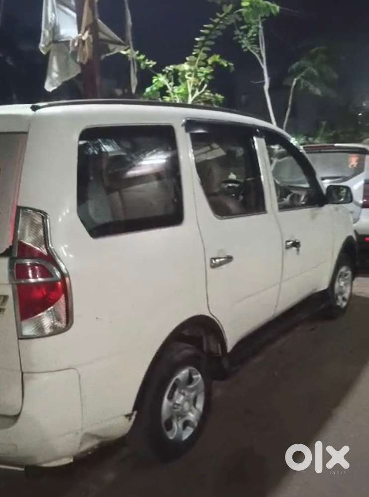 Mahindra Xylo Diesel D4 2013