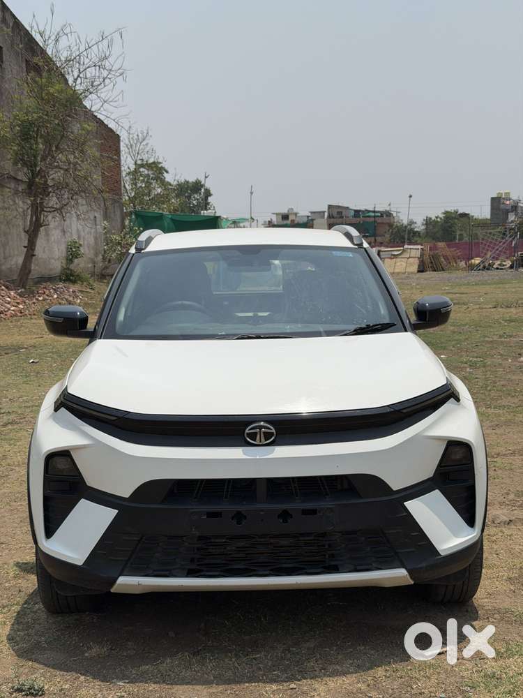 Tata Nexon Creative Plus 1.2 Revotron Petrol 6 Amt, 2023, Petrol