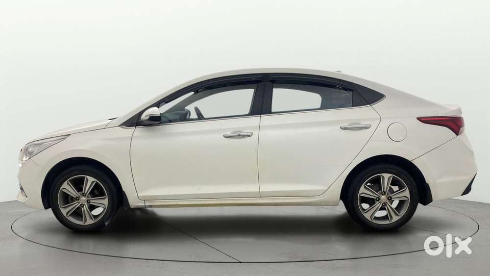 Hyundai Verna 1.6 Sx (o) Vtvt, 2018, Petrol