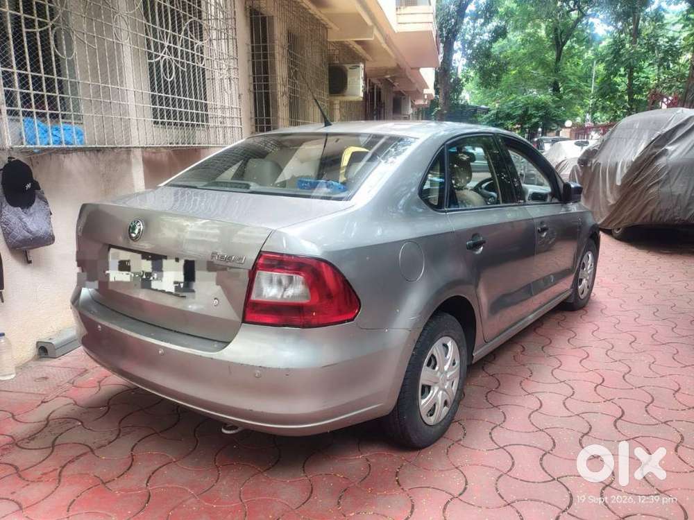 Skoda Rapid 1.6 Tdi Active Plus, 2013, Petrol