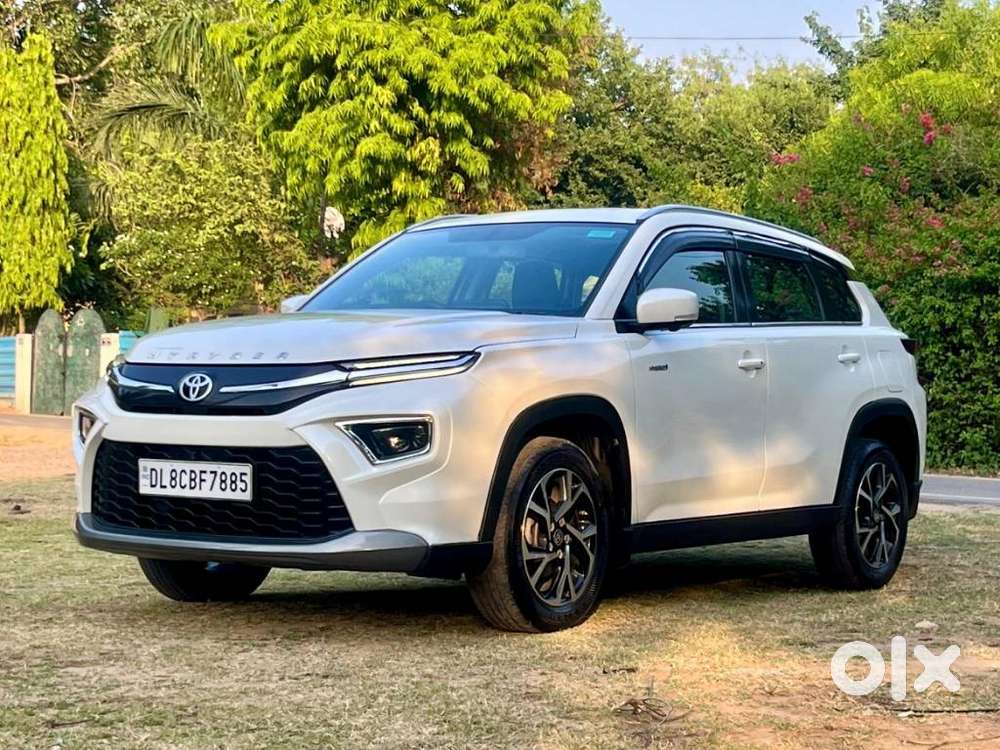 Toyota Urban Cruiser Hyryder 1.5 V Hybrid, 2023, Petrol