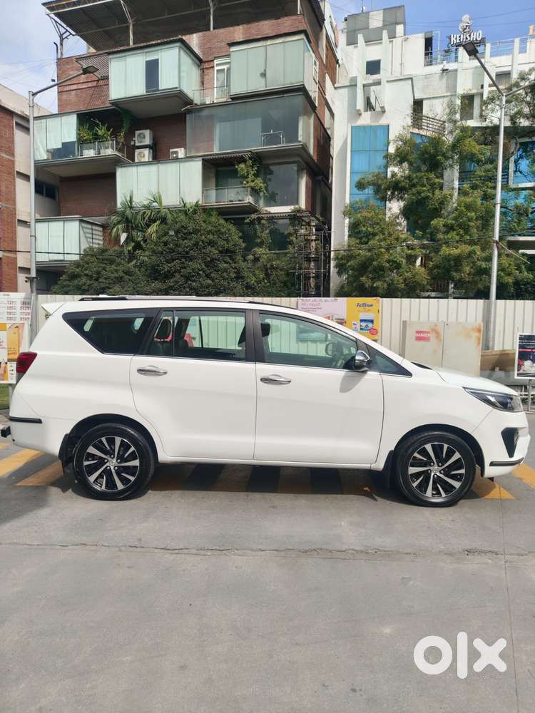 Toyota Innova Crysta 2.4 Z 7 Str, 2022, Diesel
