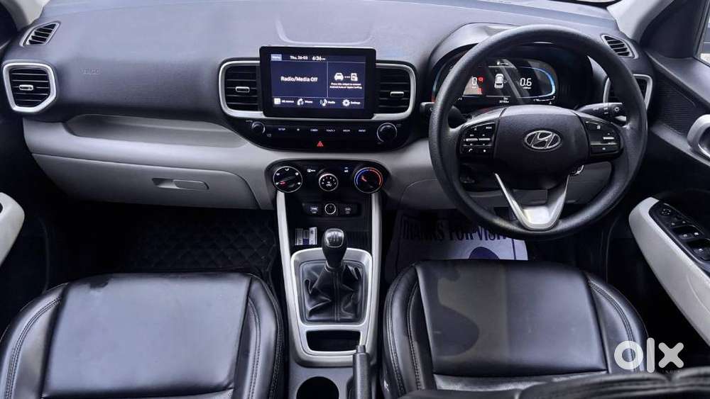 Hyundai Venue, 2022, Petrol