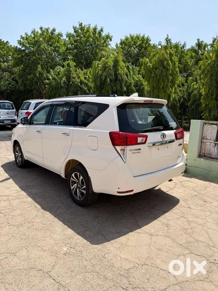 Toyota Innova Crysta 2.4 G Mt, 2021, Diesel