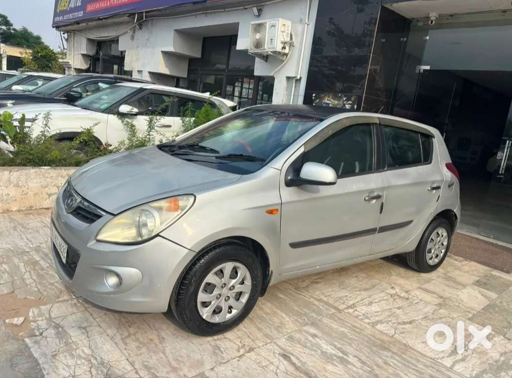 Hyundai I20 Magna, 2011, Petrol