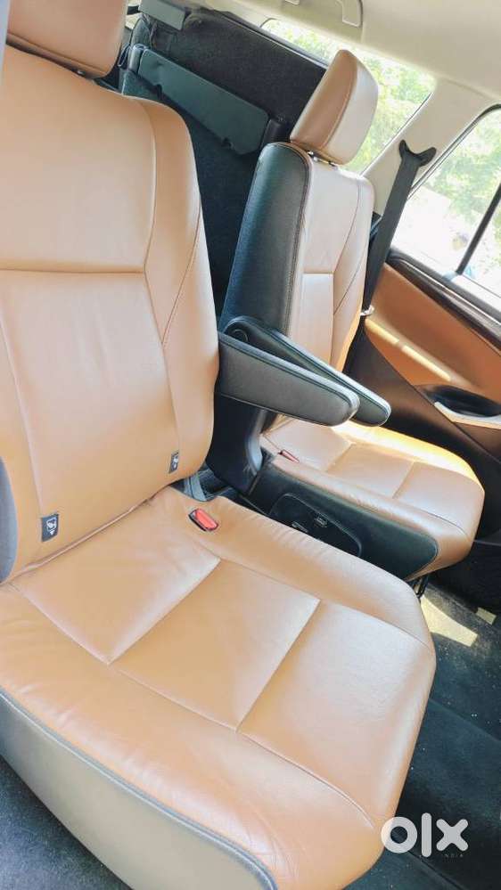 Toyota Innova Crysta 2.8z Automatic, 2018, Diesel