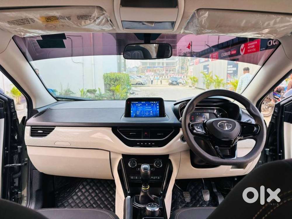 Tata Nexon 1.2 Revotron Xz Plus, 2022, Petrol
