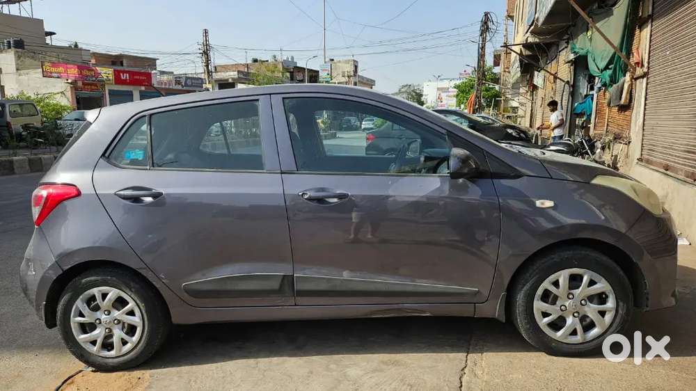 Hyundai Grand I10 2017 Petrol Well Maintained