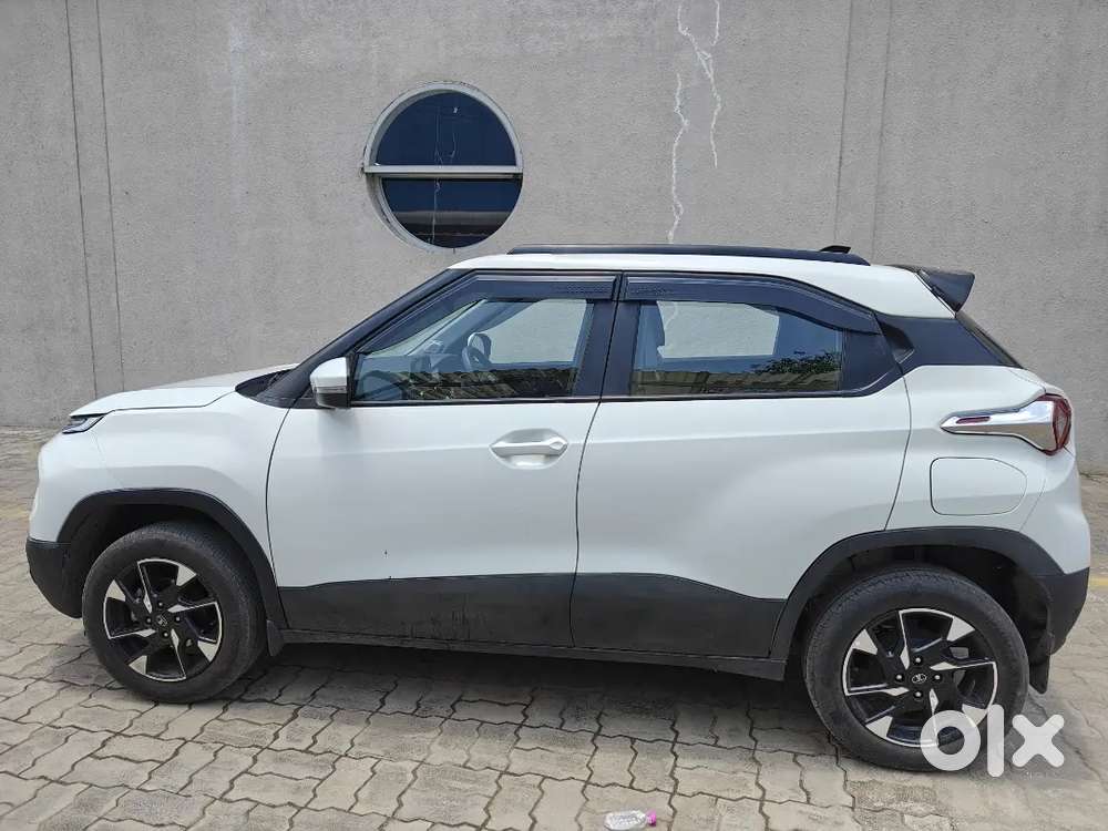 Tata Punch Dazzle Sunroof 2024 Model Car